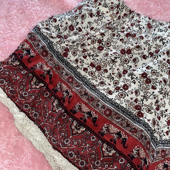 Forever 21 shorts - Picture 2 of 2